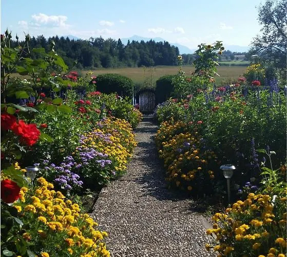 Karlshof * Seeon-Seebruck